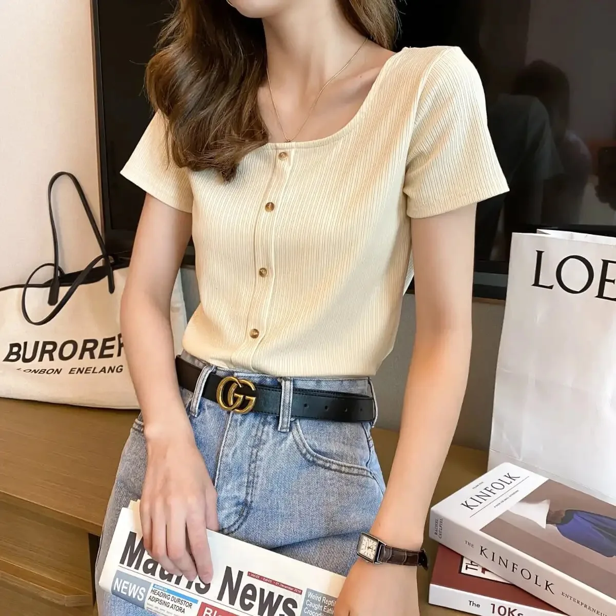

Summer 2021 New Women's Cotton Square Neck Short Sleeve T Shirt Women's Instagram Fashion Slim Retro French Short Top 7 Colors