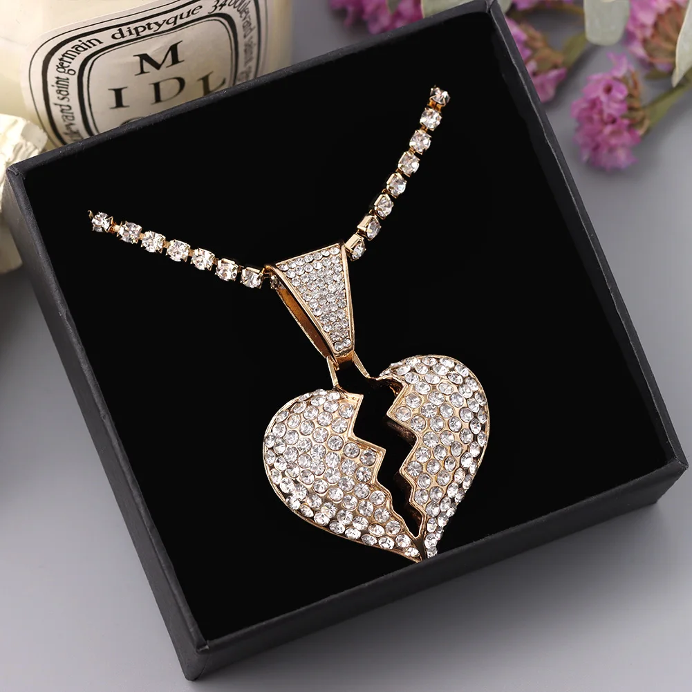 

Flatfoosie 2021 Trendy New Broken Heart Pendant Necklace For Women Men Punk Shiny Rhinestone Choker Necklace Hip Hop Jewelry
