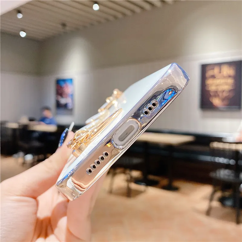 

Plating Love Heart Chain Wrist Bracelet Phone Case For iPhone 12 11 Pro XS Max Mini X XR Electroplating Soft Cover