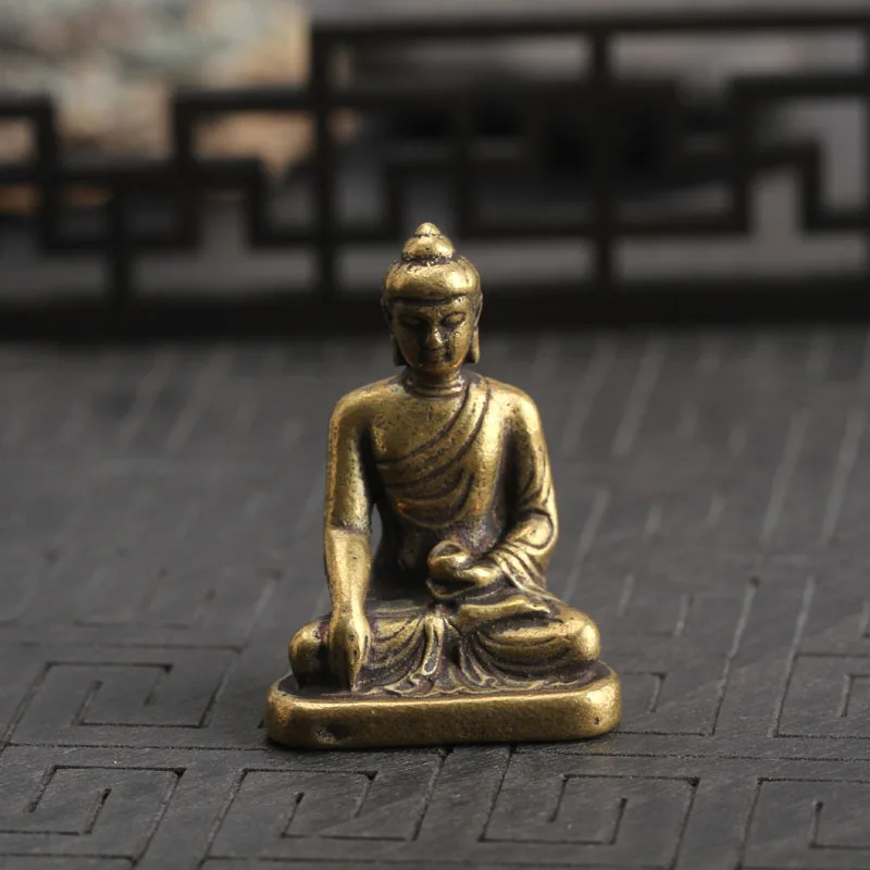

Медная статуэтка Будды Шакьямуни