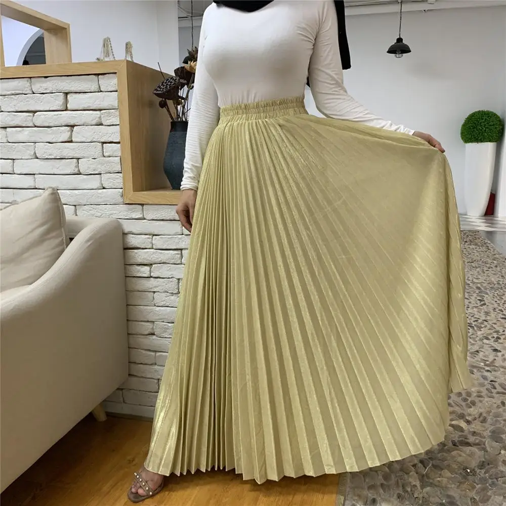 Длинная атласная юбка-макси с металлическими вставками трапециевидная