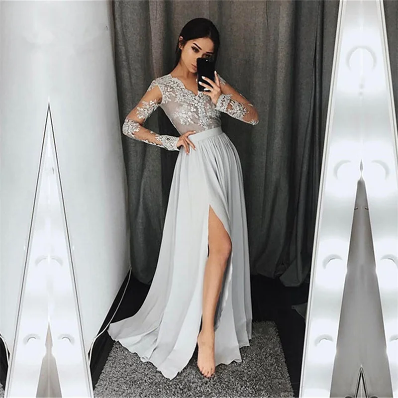

Sexy Silver Prom Dresses Sweep Train 2020 V Neck Right Split Chiffon Appliqued Lace Backless Formal Party Gowns with Long Sleeve