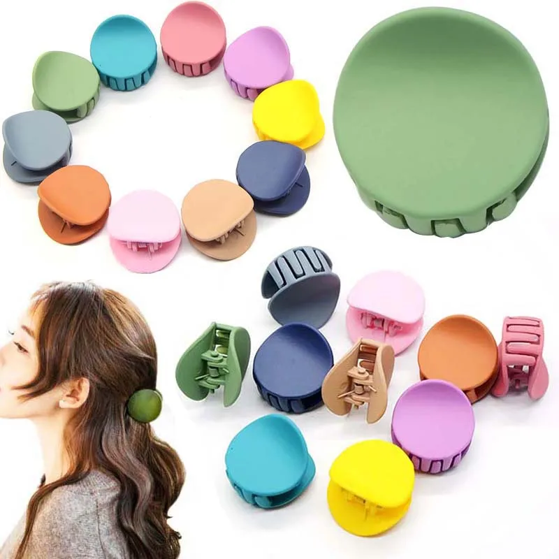 

2020 Korean Fashion Design Women Hair Claw Solid Color Hair Crab Retro Square Scrub Hair Clips Small Size