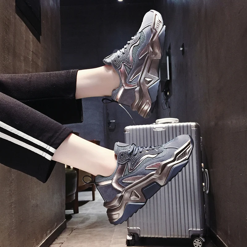 Женские кроссовки из искусственной кожи повседневные винтажные на толстой