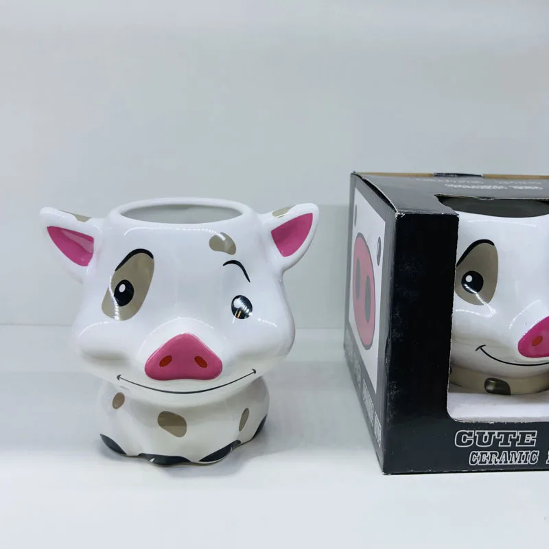 Розовая белая керамическая кофейная чашка для крупного рогатого быта кружка