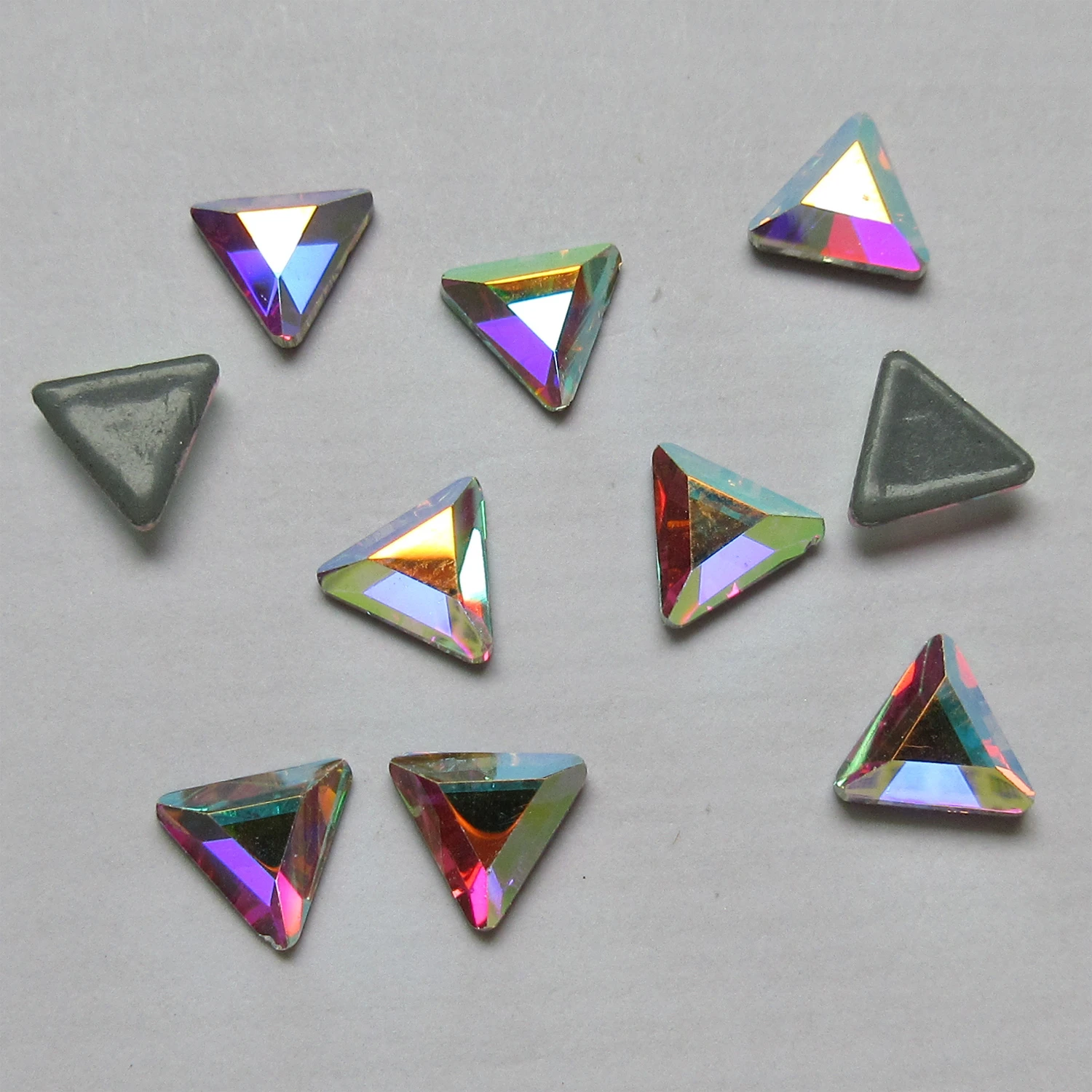 6mm Plane Triangle Crystal AB Flat Back Hotfix Rhinestones Iron On Flatback Gem Stones For Nail Art Fabric Garment | Дом и сад