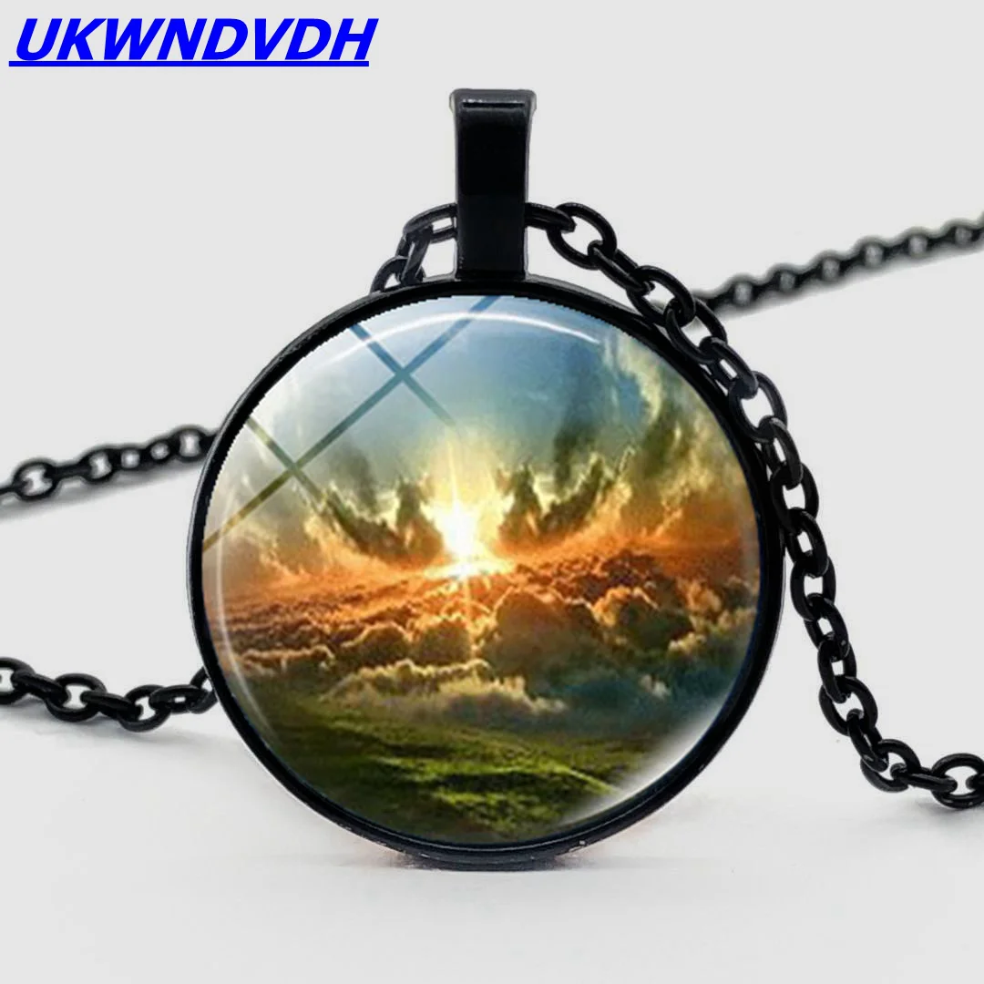 

Sunset scenery bump glass pendant necklace fashion retro men and women chain