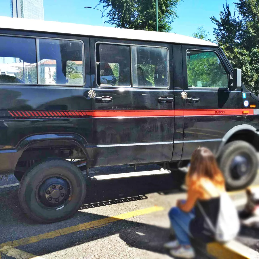 2 шт. градиентная боковая полоса Виниловая наклейка для автомобиля IVECO turbo