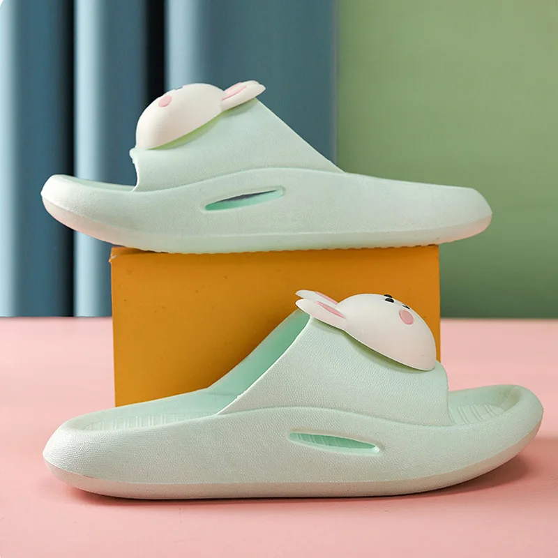 Шлепанцы детские из ПВХ мультяшный рисунок мягкая дышащая нескользящая обувь