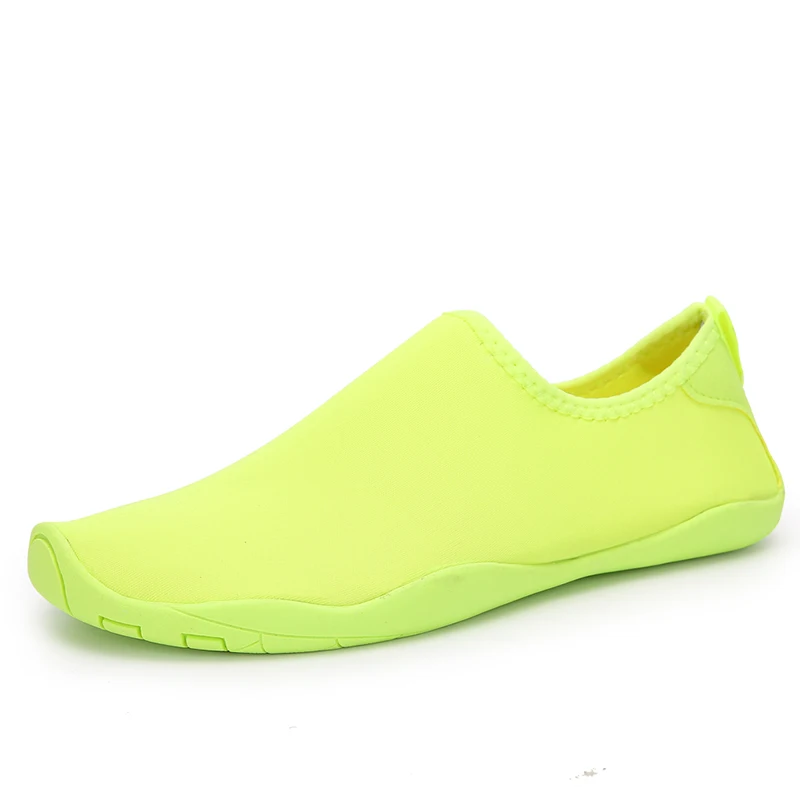 Summer Solid Color Unisex Sneakers Fashionable sandals Swimming Shoes Quick-Drying Aqua Shoes and Children Beach Water Shoes