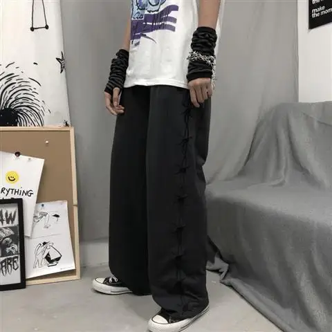 

2020 new Korean ins personalized embroidery casual pants black versatile loose straight wide leg pants men's and women's fashion