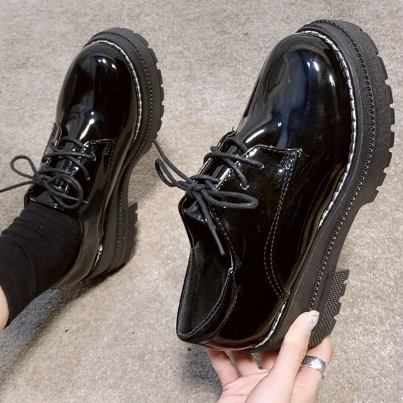 Женские однотонные лоферы из искусственной кожи с перекрестной шнуровкой