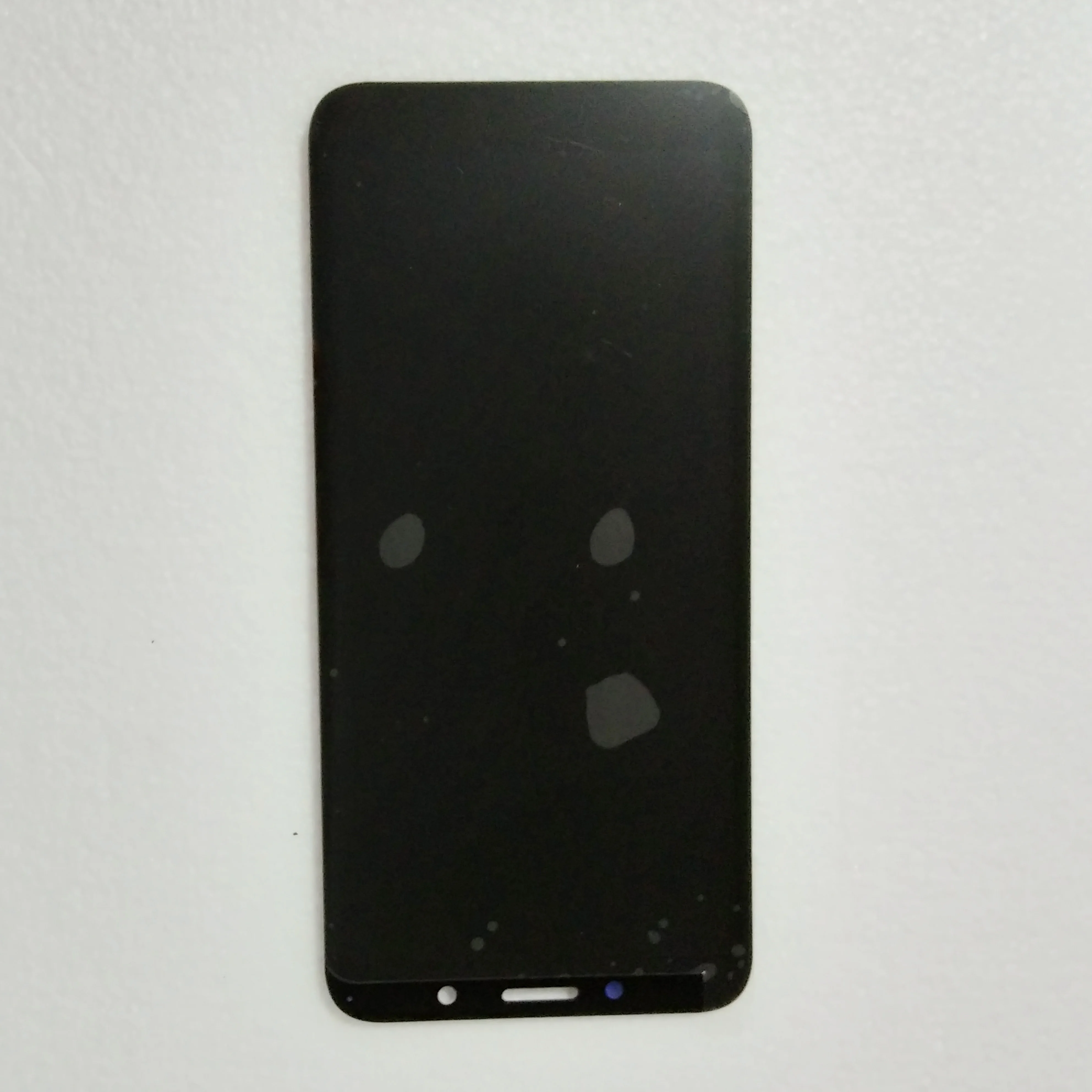 2   Motorola Moto E6 Play LCD       LCDs +