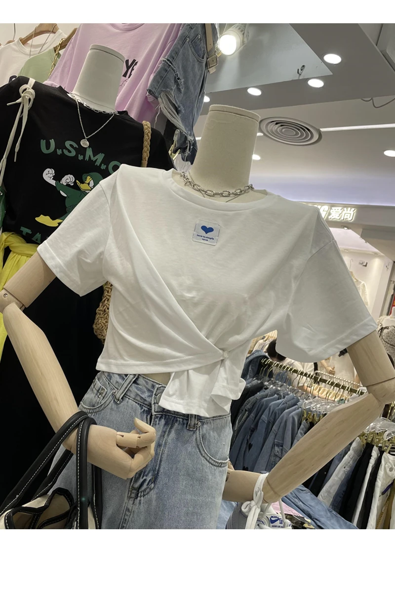 

2021 Korean Style New Print Love Letter Tshirt Ladies Design Buttoning Short Casual Cotton T-shirt for Women Harajuku Tee Trendy