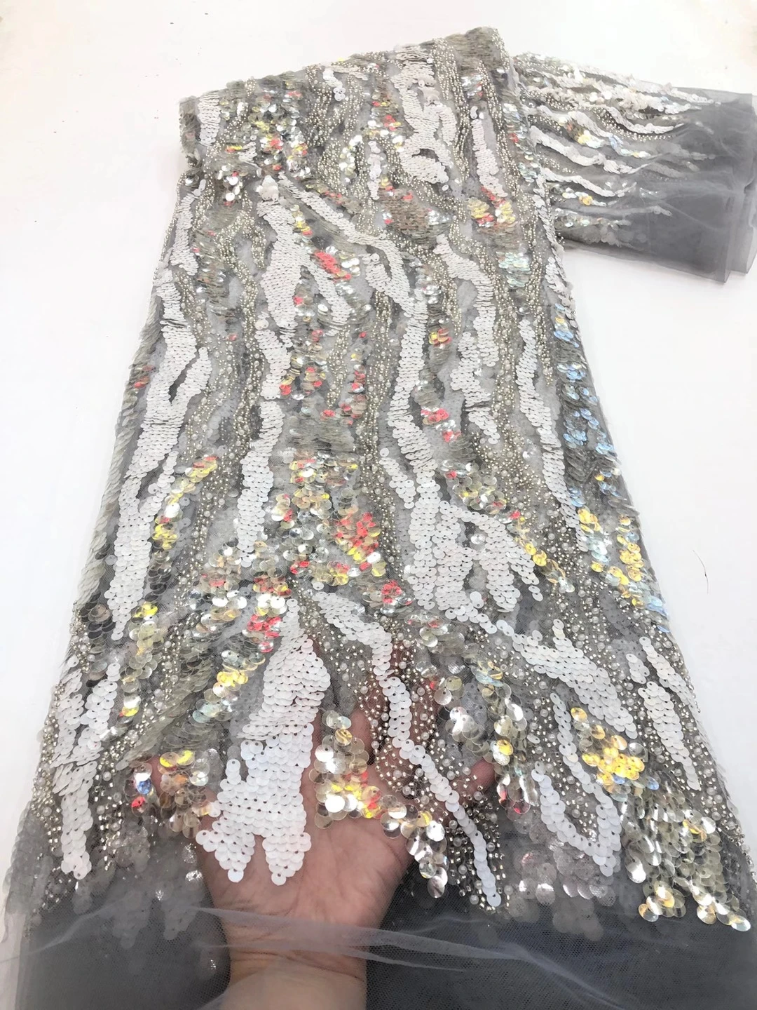 

Sequence African Lace Fabric High Quality Elegant Heavy Handmade Heavy Sequins Beaded Lace For Wedding Party Evening 5 Yards