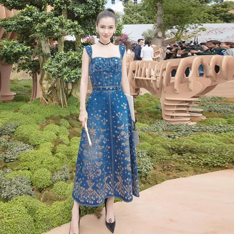 

JSXDHK 2021 Runway Designer Summer Denim Dress Fashion Women Spaghetti Strap Flower Embroidery Pockets Jean Ball Gown Long Dress