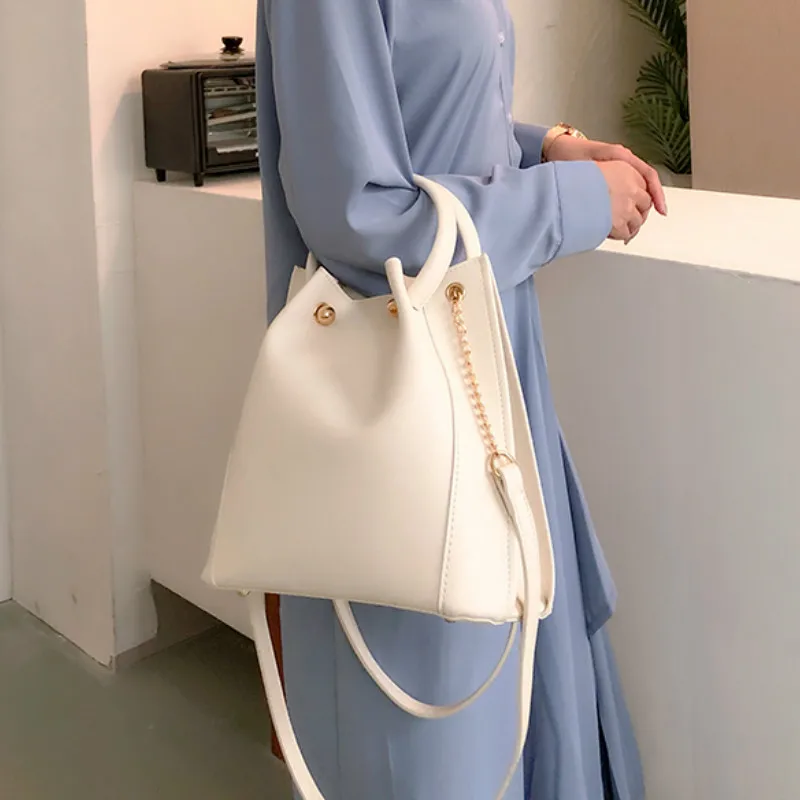 

Bucket Bag Handbag Fashion Simple Large Capacity Commuter BagBig Bag Casual Shoulder BagOblique Cross Female Pack Brand Designe