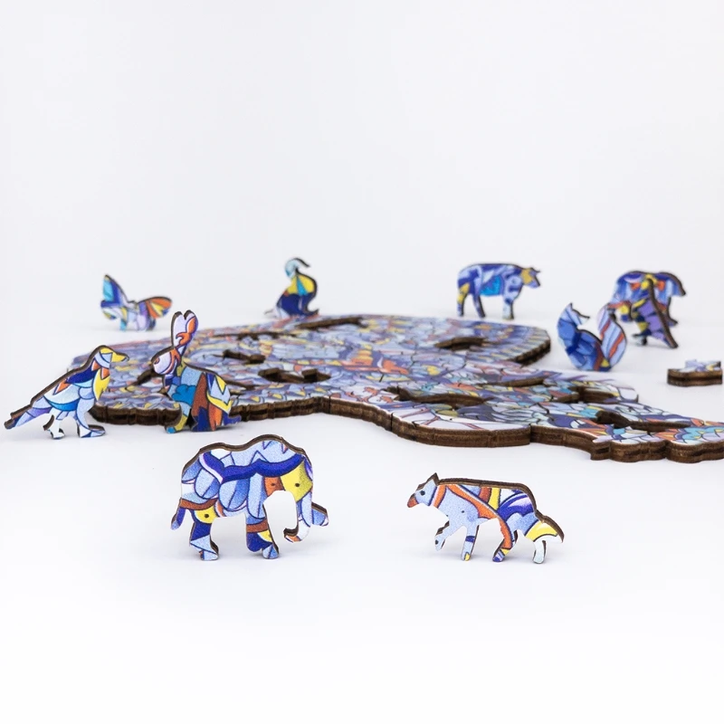 

Animal Puzzle Board with Thickened Wood for Kids Room Decoration Office Ornament incl Small Unique Animal Shape Pieces