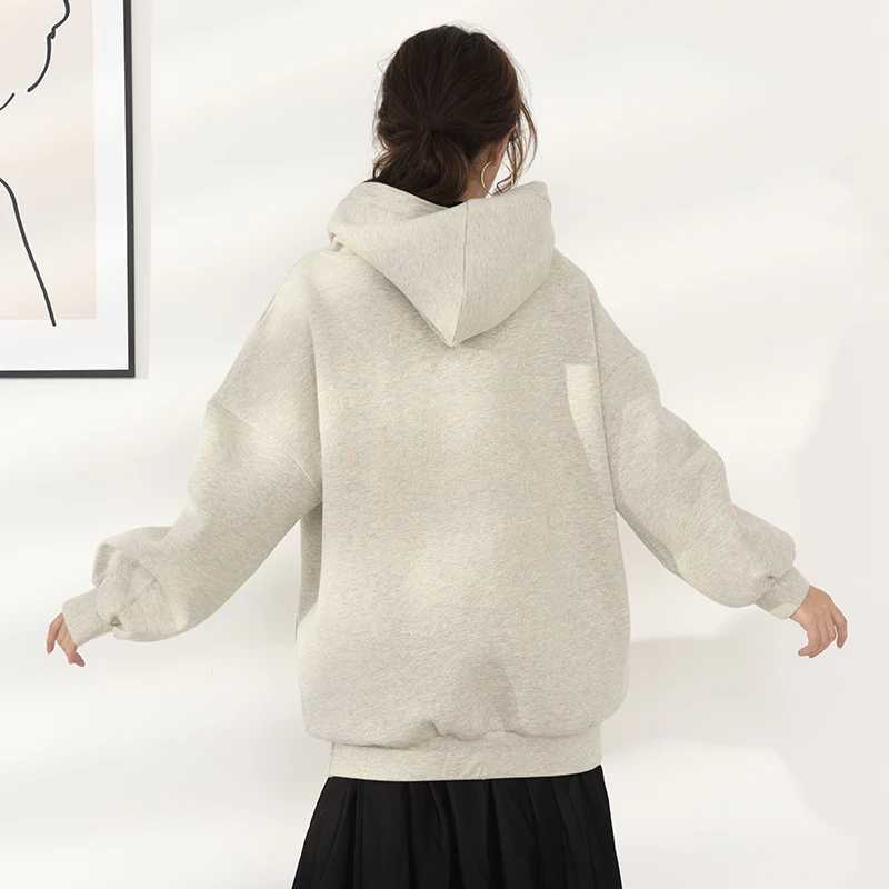 

[EAM] Loose Fit Metal Chain Long Sweatshirt New Hooded Long Sleeve Women Big Size Fashion Tide Spring Autumn 2021 1DC06211