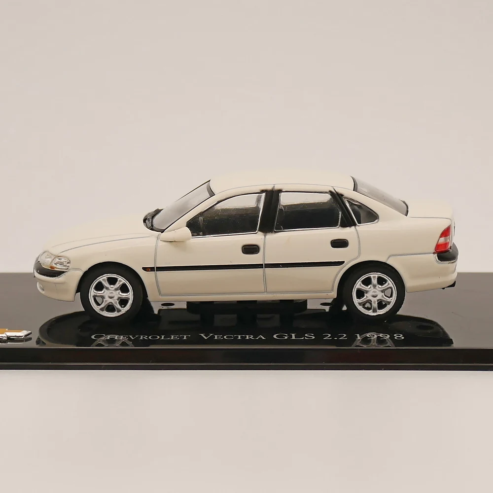 Модель автомобиля под давлением Ixo 1:43 Chevrolet VECTRA GLS 2 1998 игрушка из сплава|ixo 1:43|diecast