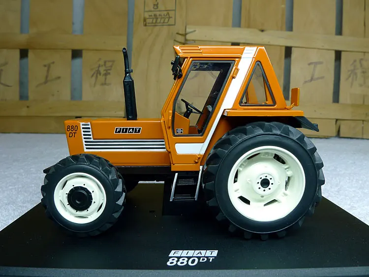 RE P 1:32 FIAT 880 DT Tractor Alloy Metal Diecast Cars Model Toy Vehicles For Children Boy Toys |