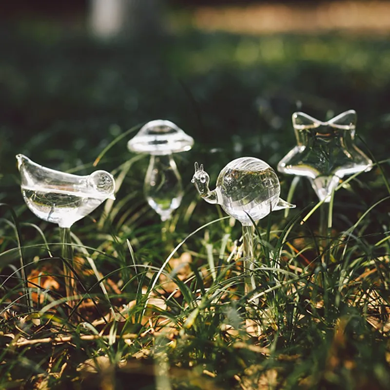 Автоматическое устройство для полива стекольных растений садовая система