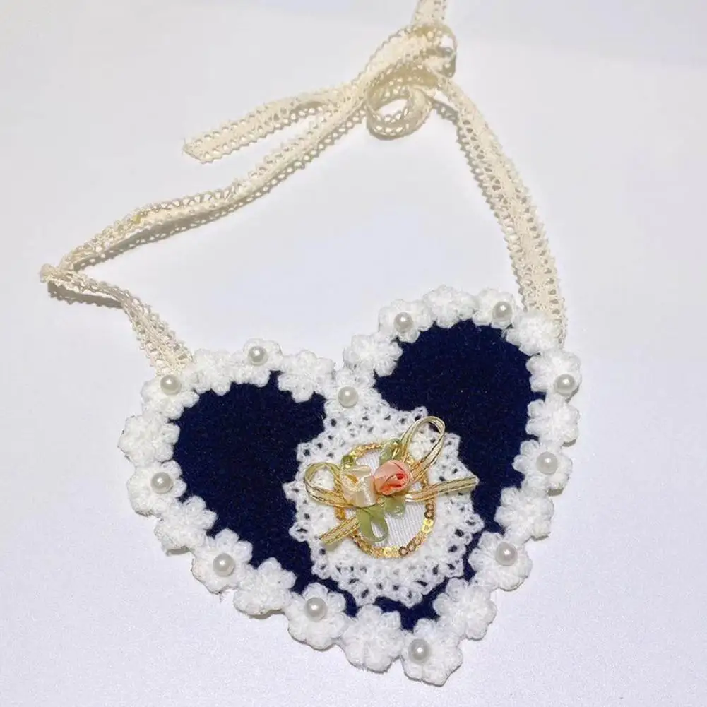 

Декоративное полотенце-нагрудник для домашних животных