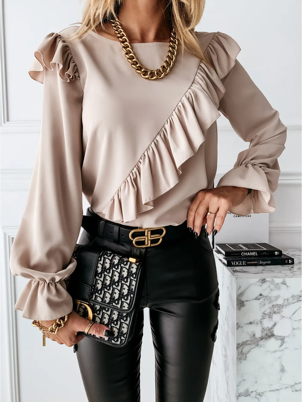 

Women Solid Color Ruffle Trim T-Shirt O Neck Long Sleeve Fashion Casual Cropped Tops Plain Slim Tunics Newest Spring And Autumn