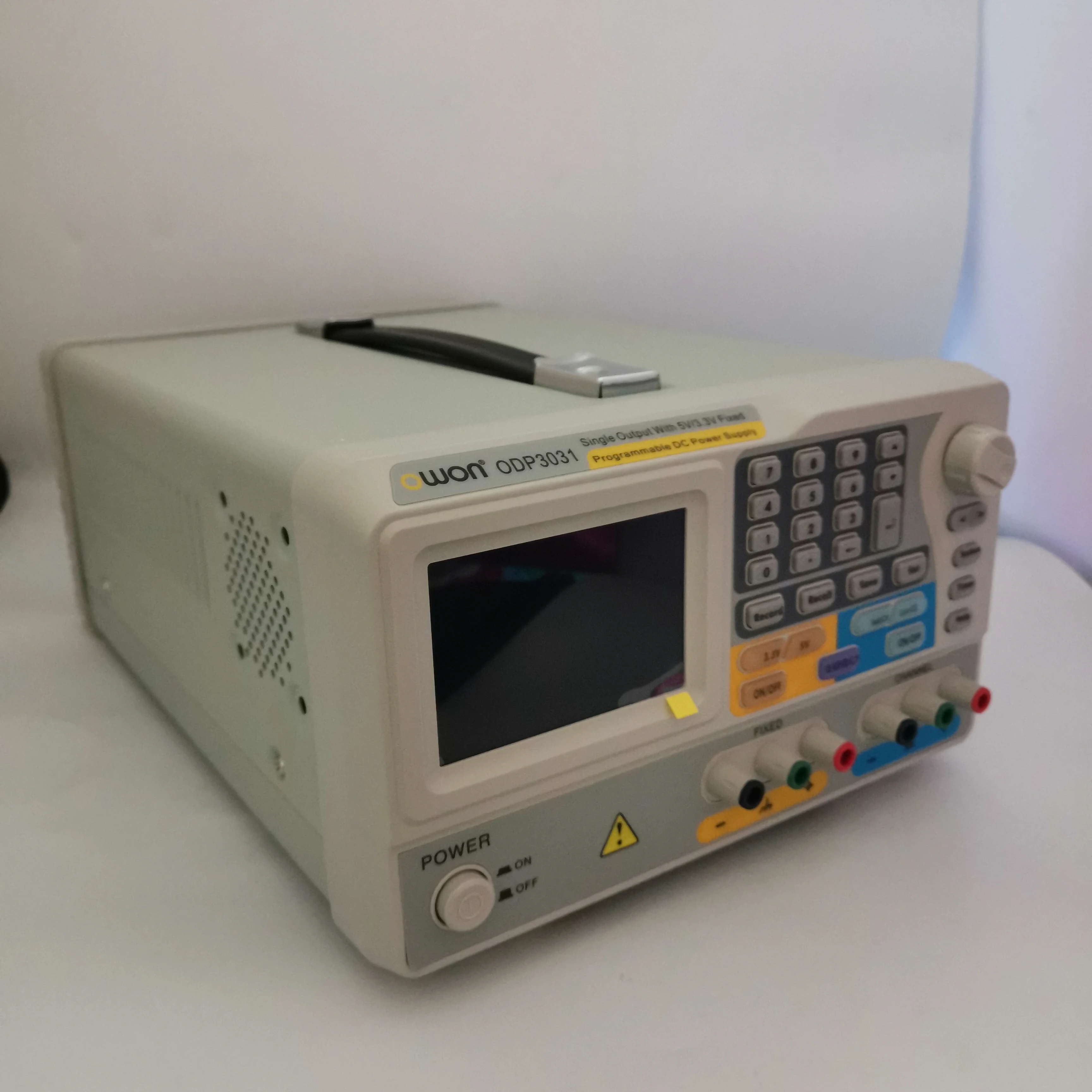OWON ODP3031 105W Программируемый лабораторный источник питания 30В 3A 1mV 1mA Разрешение 1-CH Выход, с выходом 5 V/3,3 V фиксированный источник питания постоянного тока