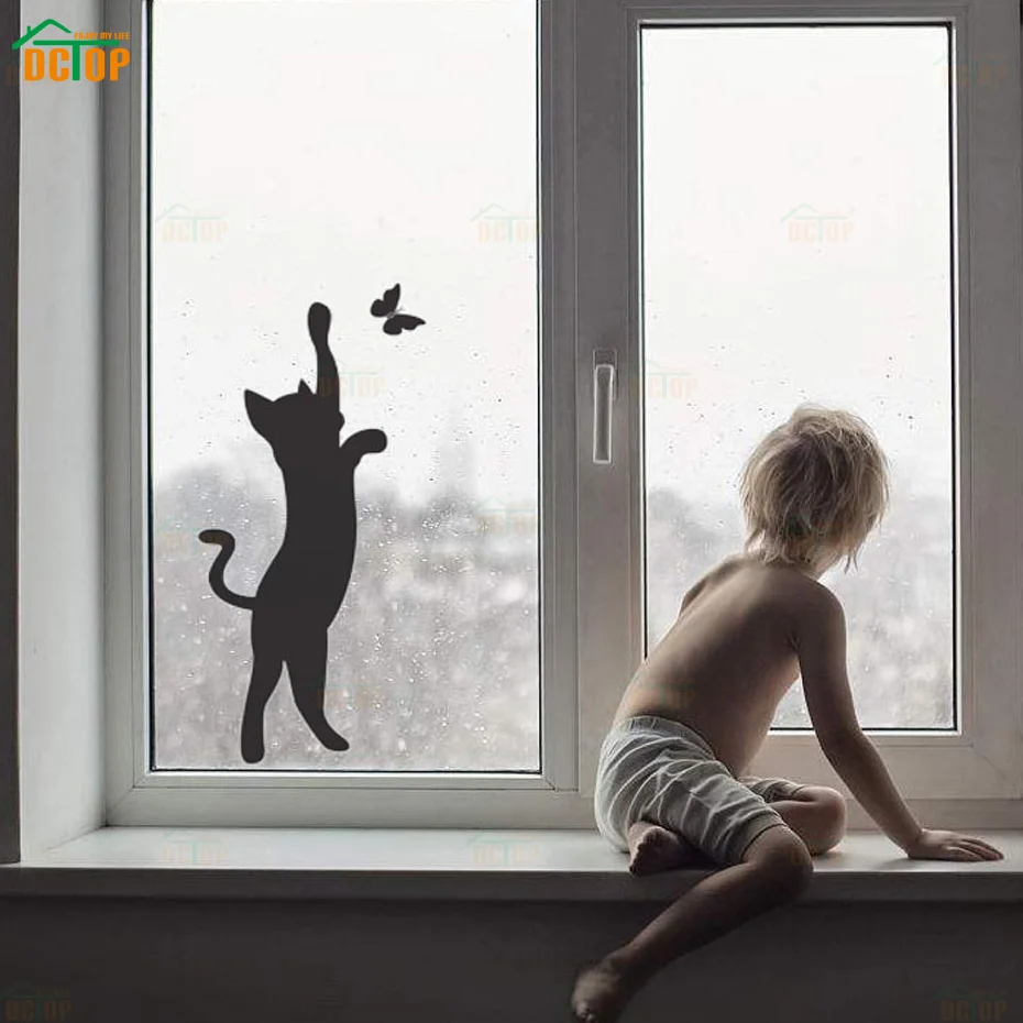 Прекрасный кот игра Бабочка Наклейка на стену DIY животное котенок виниловые наклейки для девочек спальня домашний декор милый кот Детская гостиная