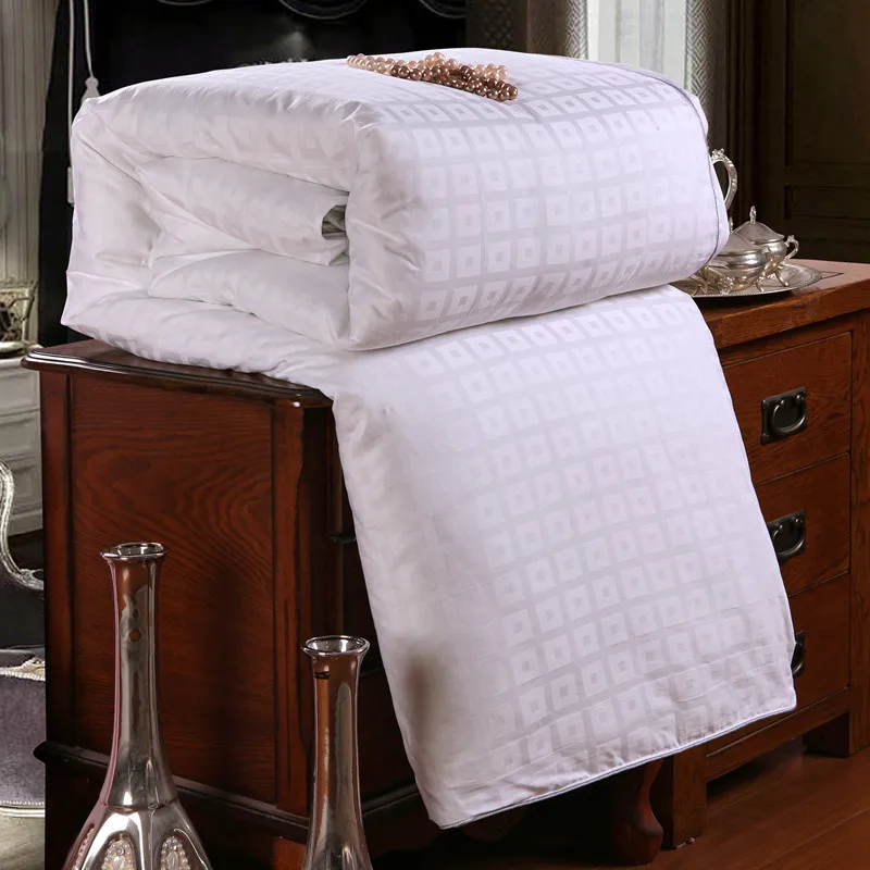 Quality Exquisite 100%Mulberry Silk Quilt Custom Handmade Comforters Grid Pattern 100%Cotton Fabric 4 Color Blankets |