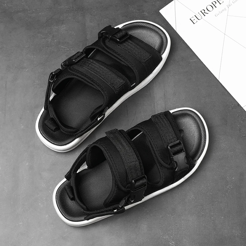 Лидер продаж Повседневная обувь Мужские шлепанцы черного и белого цвета Летние