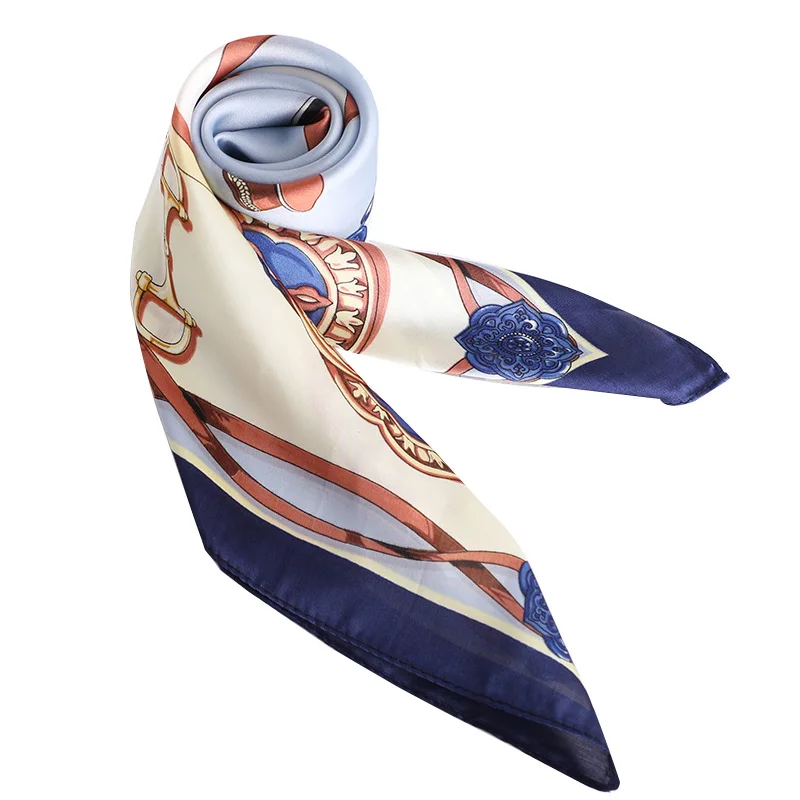 

Spring and summer 2021 Sunscreen silk Fashion beach shawl women's quality Print Square scarves lady New style Muslim headscarf