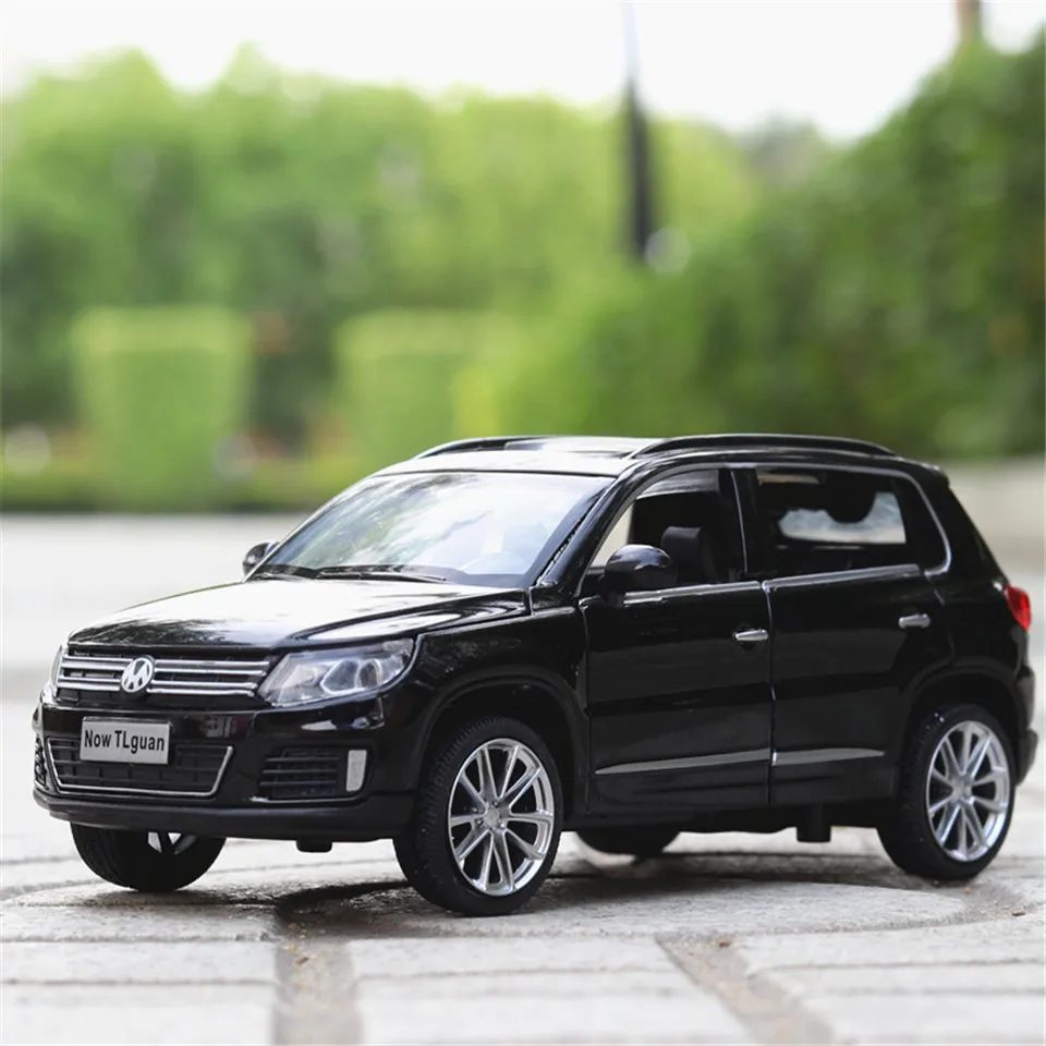 

Car Model 1:32 Tiguan Pull Back Diecasts Alloy Toy Children's Game Educational Decoration Speed Game Glide Gift Metal Cars