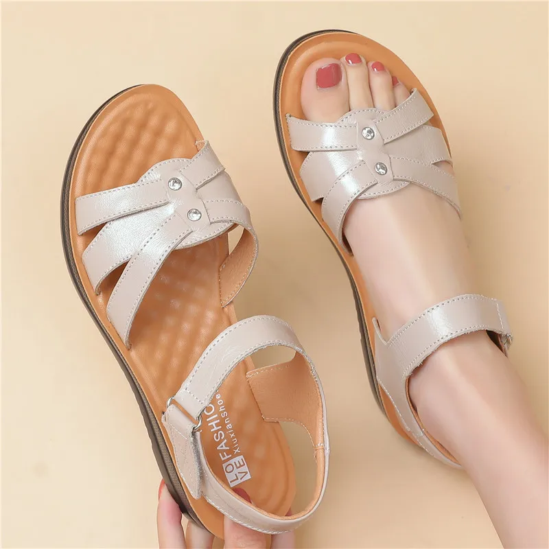 

2020 New Summer Sandals Women Fashion Leather Flat Platform Beach Shoes Women's Casual Soft Wedge Comfort Sandals Female Shoes