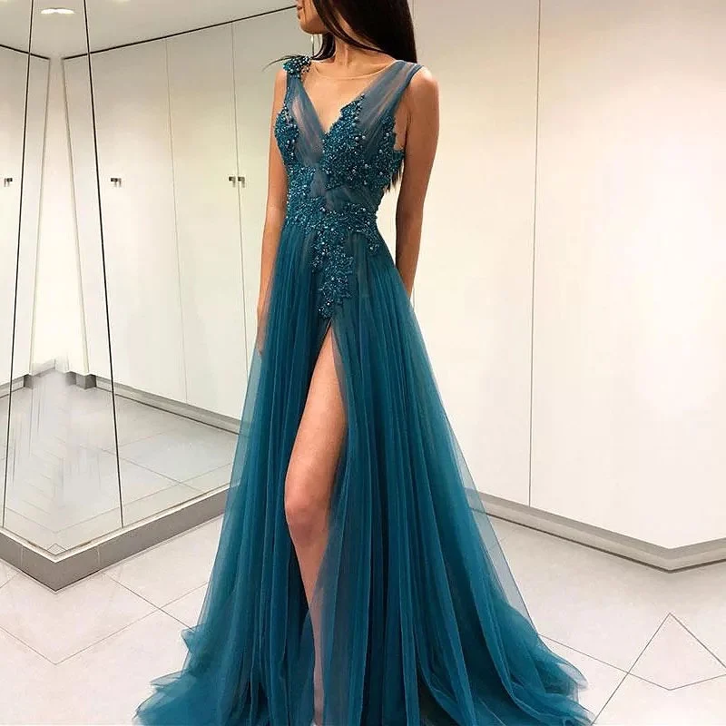 Peacock Blue Prom Dresses V-Neck Appliqued Beaded Pearls Backless Sexy Split Formal Long Party Cocktail Gowns Sleeveless 2022