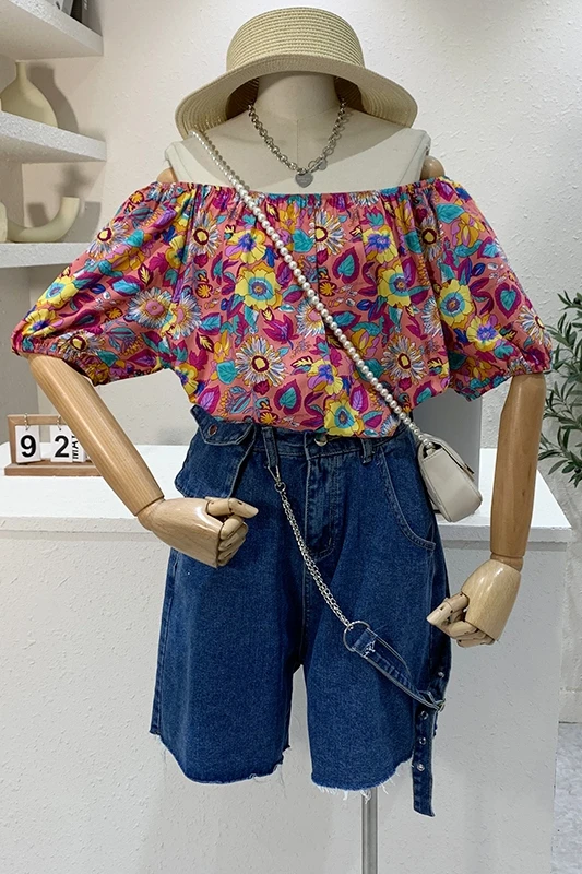 

2021 summer new Korean version of the one-line neck strapless puff sleeve shirt women's loose floral age-reducing blouse