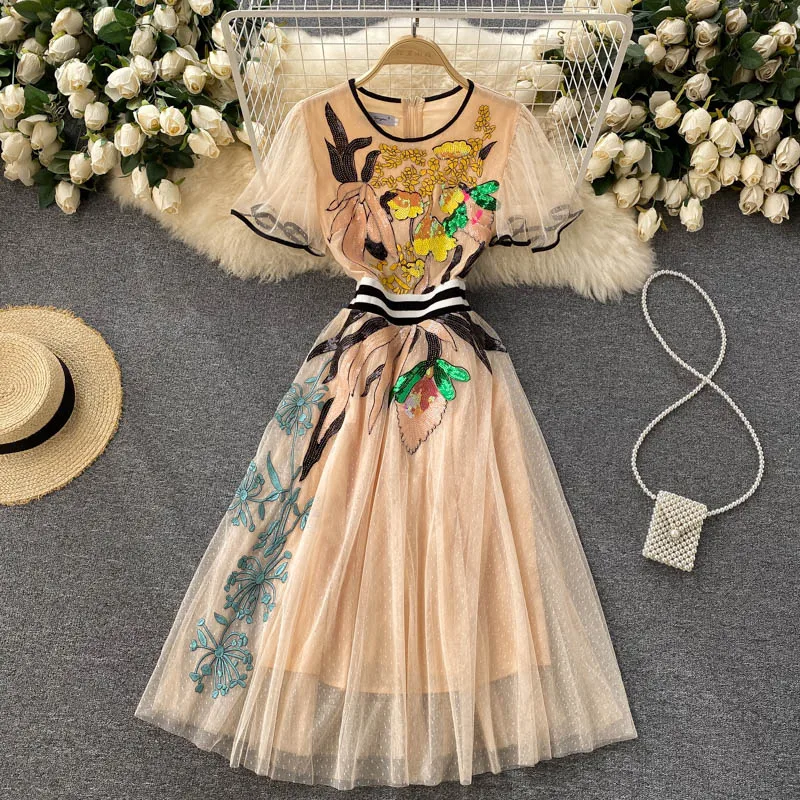 

Dresses