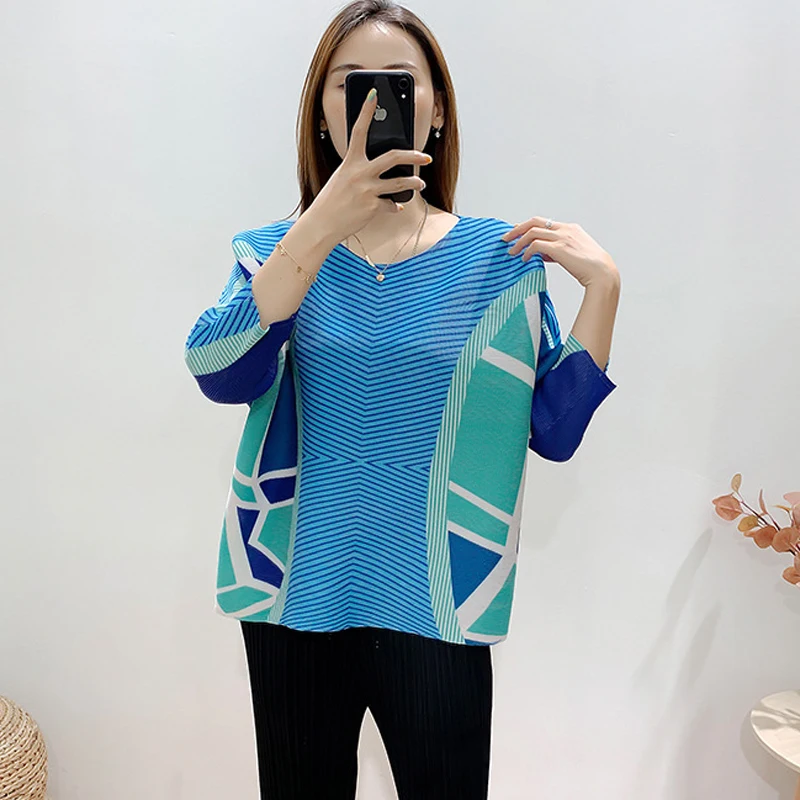 

Женский топ с принтом миаке, свободная тонкая футболка с рукавами летучая мышь, облегающая футболка с рюшами, лето 2021