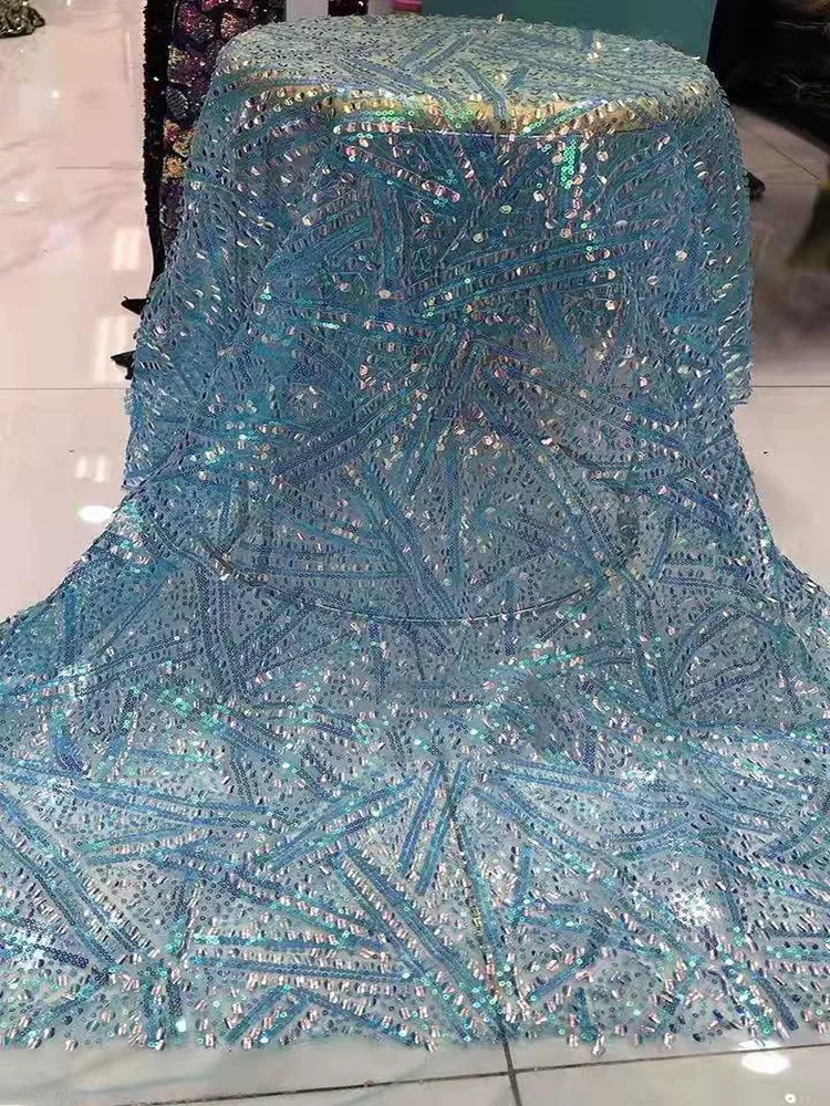 

Multi-color 3 + 7 glitter embroidery South Korea flannel sequin embroidery is the first choice for autumn and winter dresses