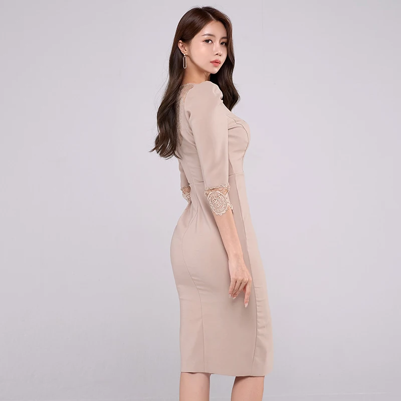 

COIGARSAM Patchwork Women dress New Spring Lace Single Breasted O-Neck Dresses Apricot 3183