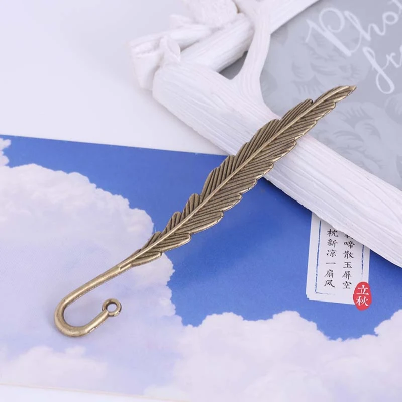 

4pcs Creative Retro Feather Bookmark Metal Book Marker for Book Reading Finding Student Gift Stationery
