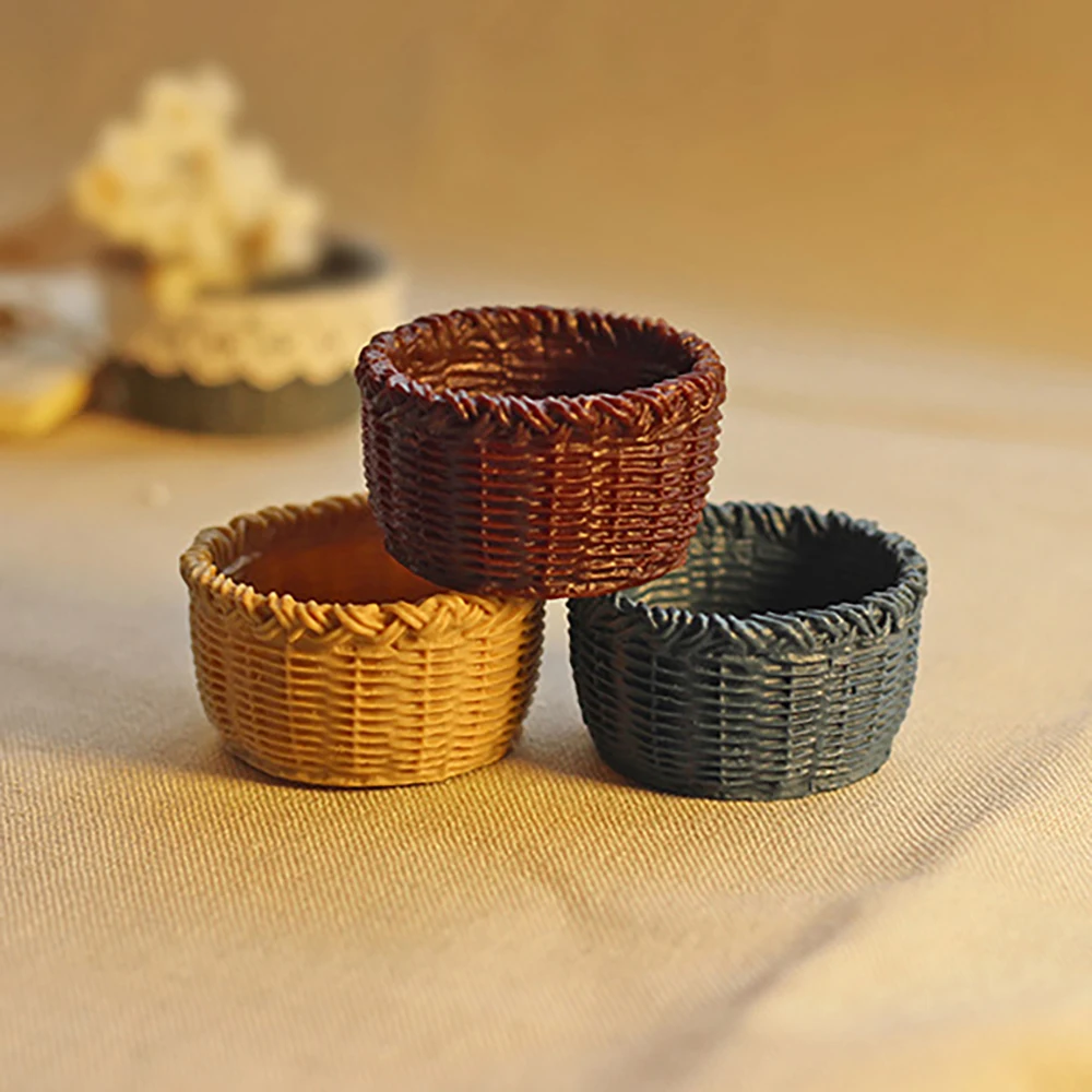 

Миниатюрная корзина для хранения кукольного домика из смолы, модель мебели для мини-украшения, аксессуары для кукольного домика, 1 шт., 1/12