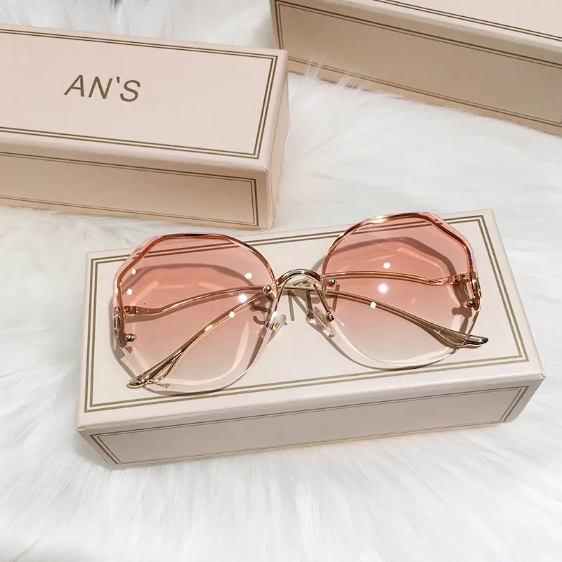 

2021 New Women Sunglasses Rimless Designer High Quality Gradient Glasses Female oculos