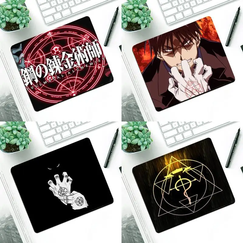 

YNDFCNB Fullmetal Alchemist Gamer Speed Mice Small Rubber Mousepad Small Pads Mouse Mat MousePad Desk Gaming Mousepad Cup Mat