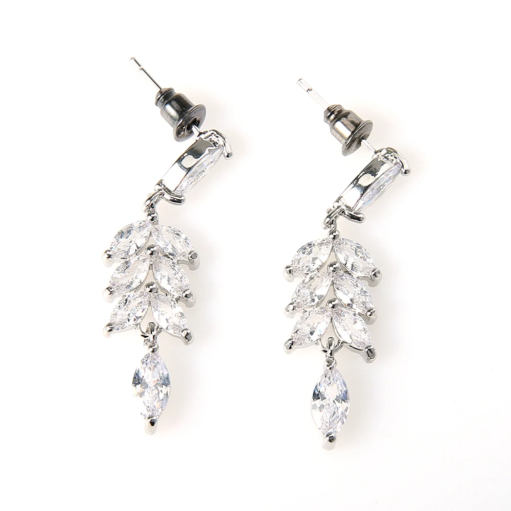 Корейские милые серьги с кристаллами серебристого цвета листьями 2020 новый тренд