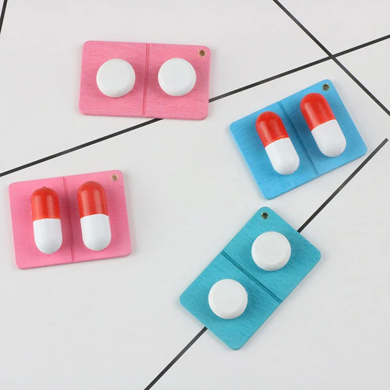 

4pcs/lot Mini Wooden Simulation Pill Capsule Model Dollhouse Miniature Accessories New