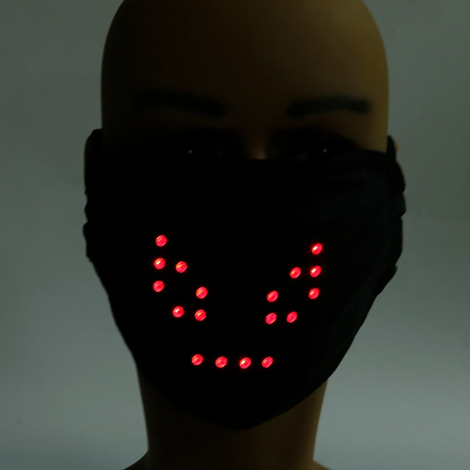 Adult Hygiene Masks LED Voice-Activated Luminous Mask Masquerade Festival Party Face Reutilizable Anti-Dust |