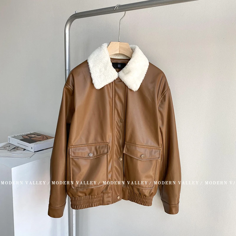 Vintage brown faux leather jacket for women winter 2021 new fashion loose short padded jacket office ladies lapel quilted coat