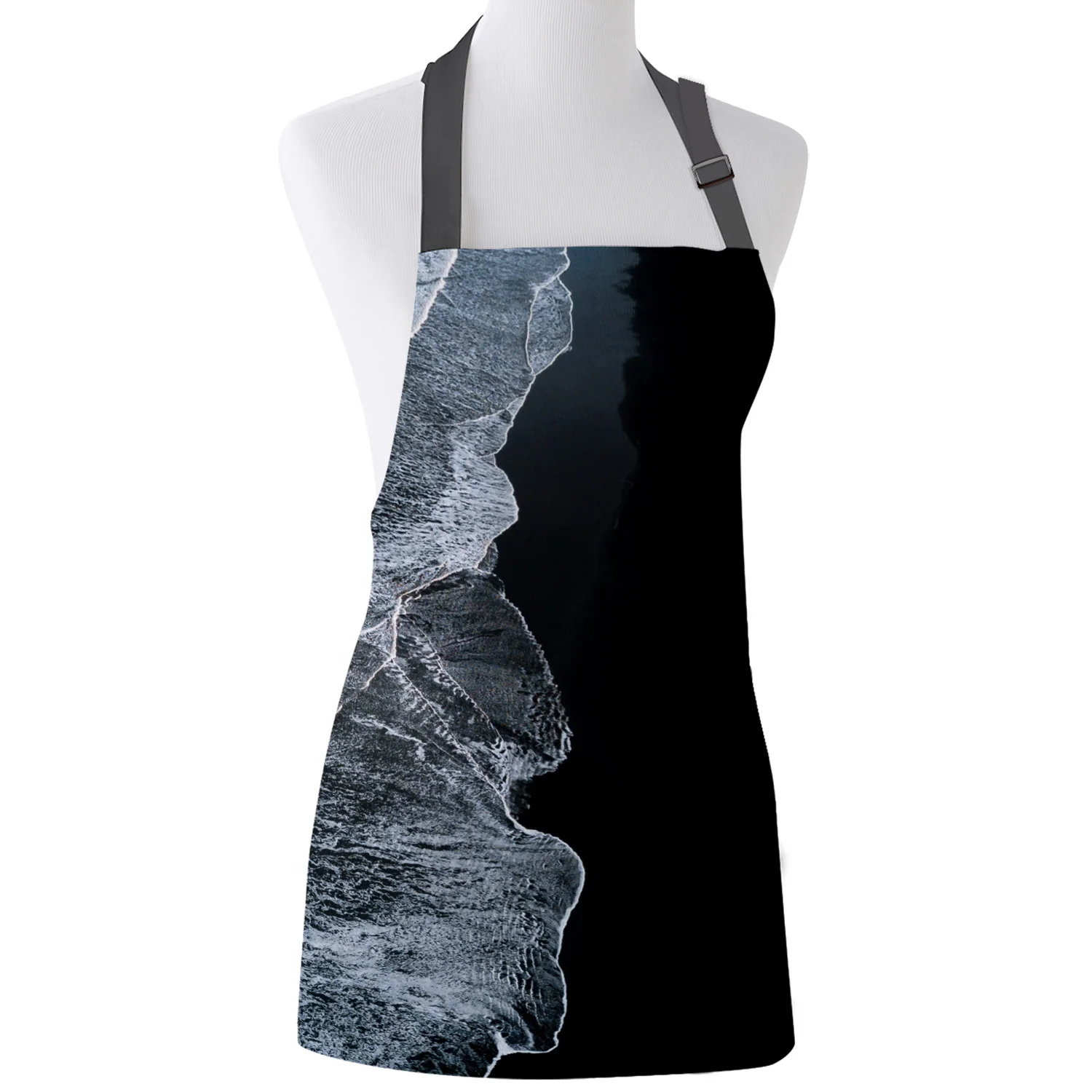 Волны на черном песчаном пляже в Исландии минималистичный Ландшафтный фартук с